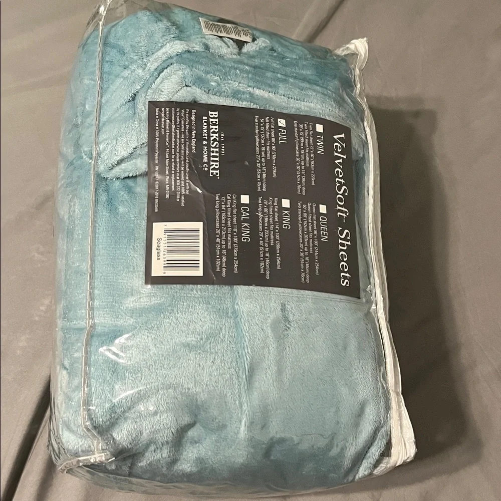 Berkshire VelvetSoft Sheets Set of 4 items, Full Size